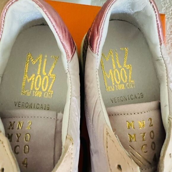 Miz Mooz Veronica Leather Sneaker Lightweight Lotus Metallica Size 9 Euro 39 NWT - Picture 17 of 17